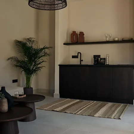 Naxian Rhapsody Luxury סטלידה